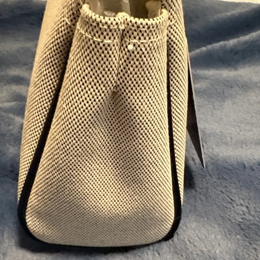 US Open Zip Pouch with Black Trim